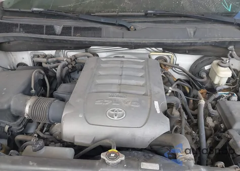 2008 Toyota Sequoia Limited 5.7L V8 z USA, uszkodzony, nr VIN 5TDZY68A78S010498